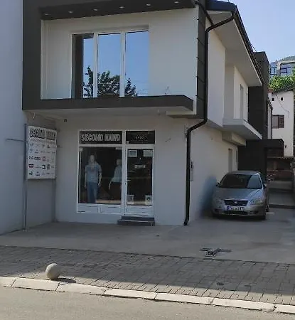 Studia Aniks 索科矿泉村